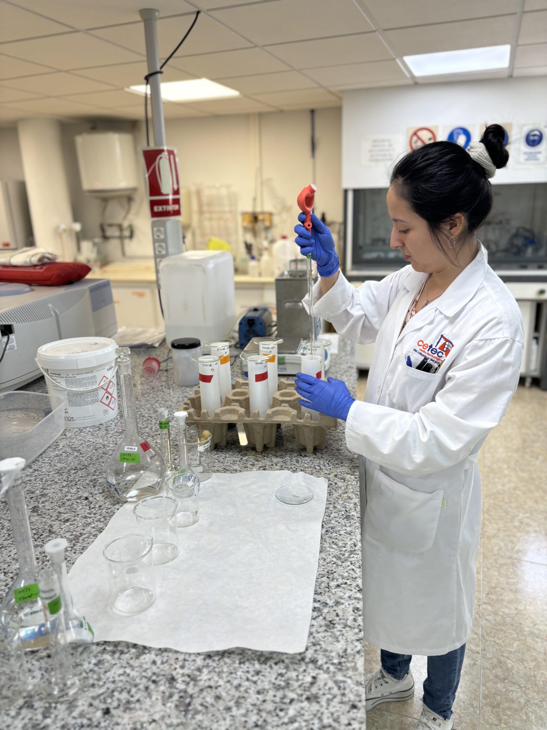 Lee más sobre el artículo Día Mundial Del Laboratorio