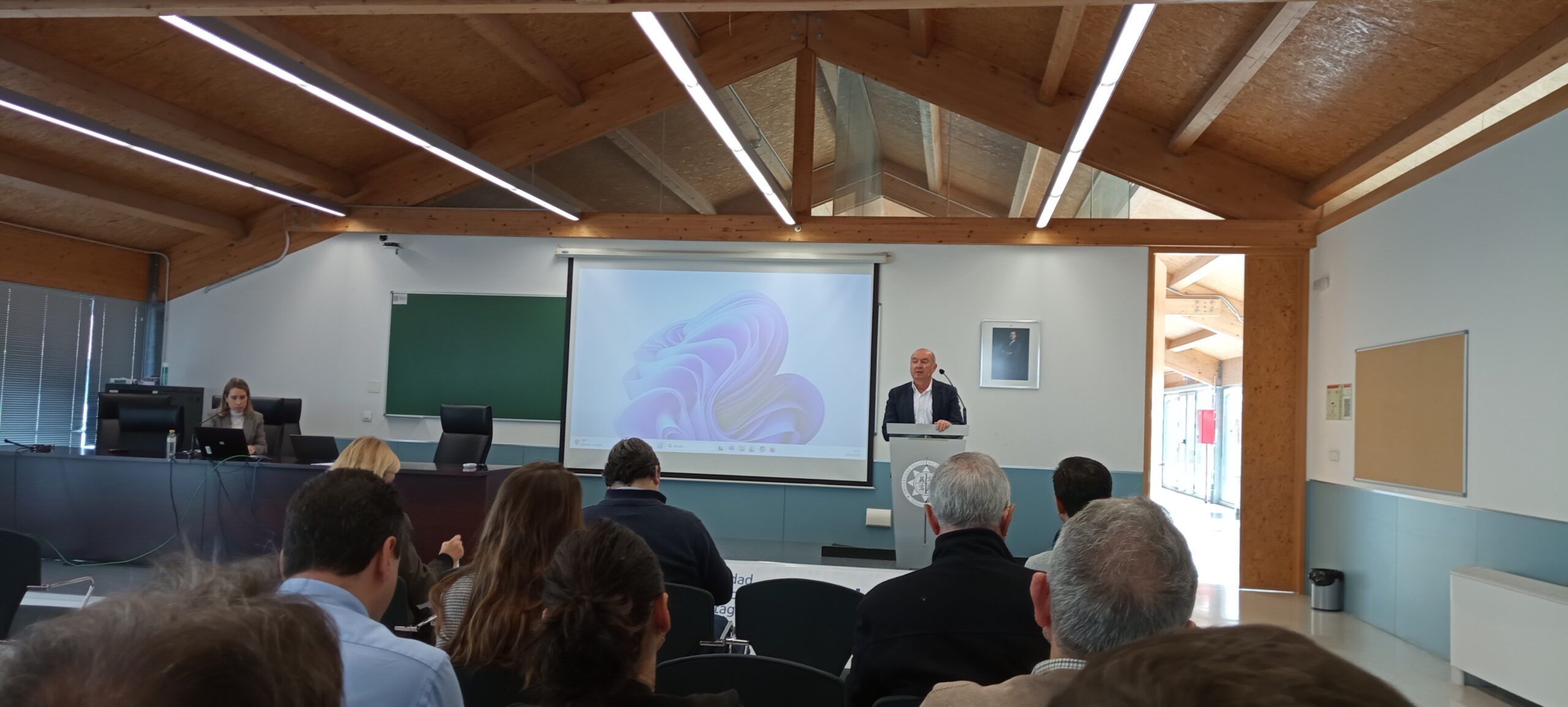 Lee más sobre el artículo Participamos en el Hackathon PortLab 2025